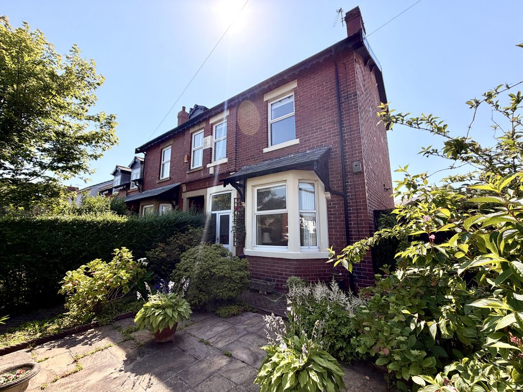 Property photo 1 of 30