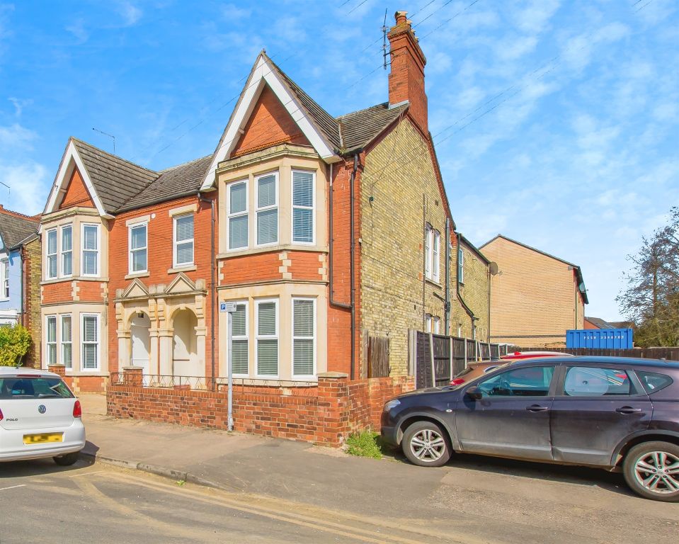Property photo 1 of 23