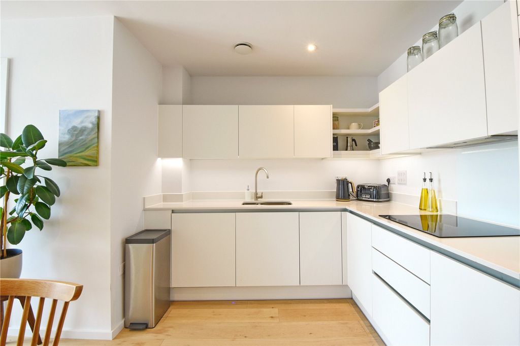 Property photo 3 of 18 Picture No. 03