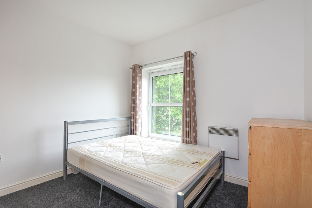 Property photo 3 of 6 206541 (4)