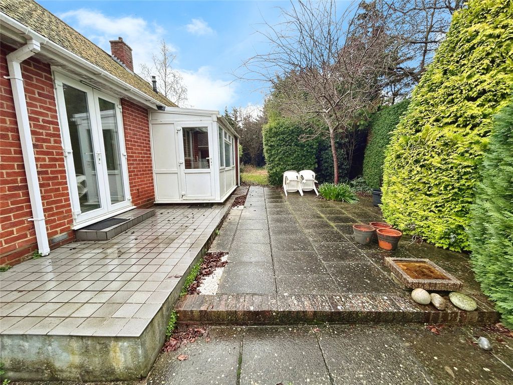 Property photo 2 of 14 Picture No. 16