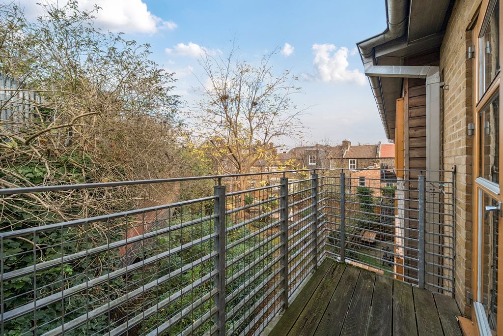 Property photo 3 of 14 Balcony