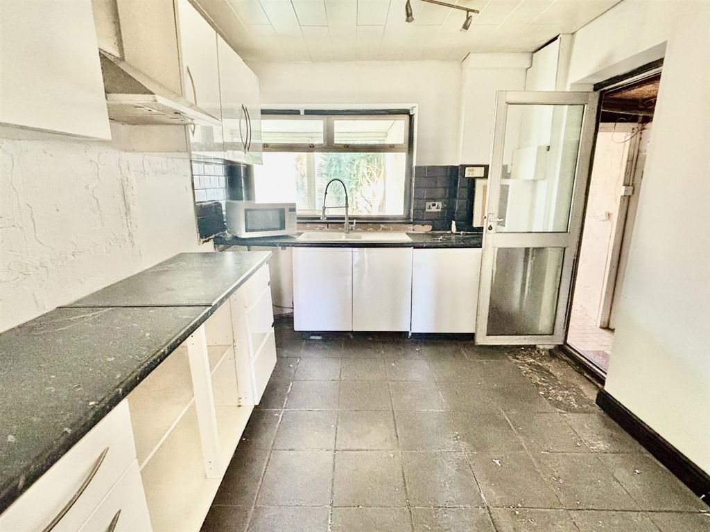 Property photo 2 of 17 5.Jpg