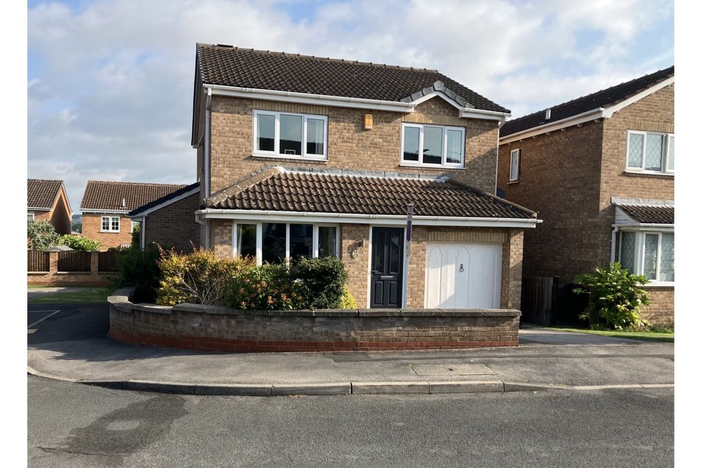 Property photo 1 of 19