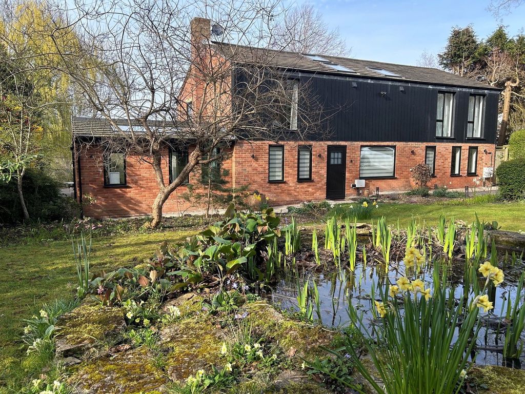 Property photo 1 of 30