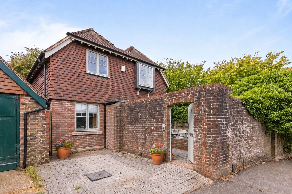 Property photo 1 of 13 5375021