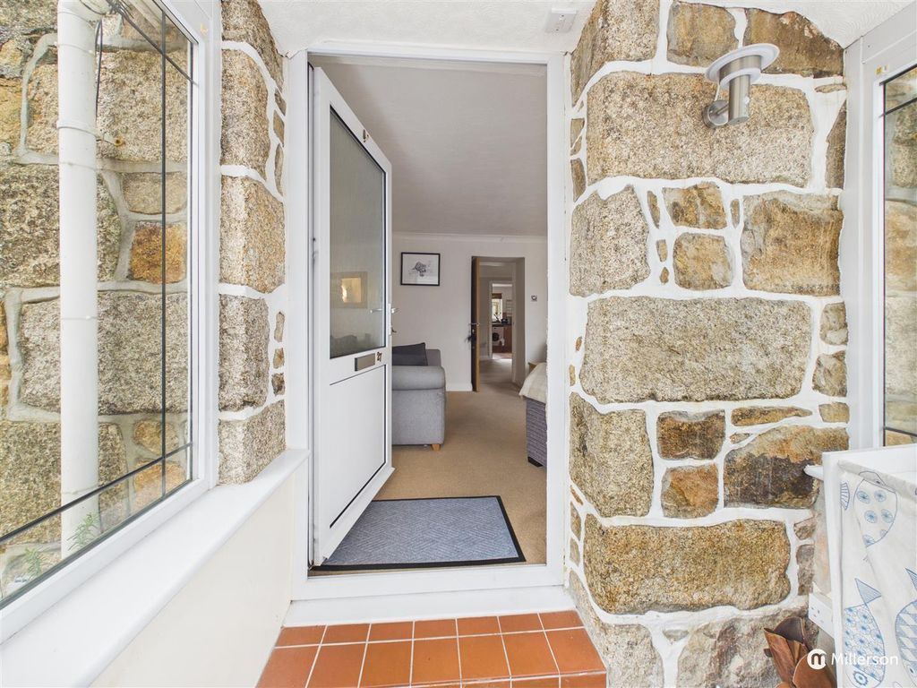 Property photo 2 of 34