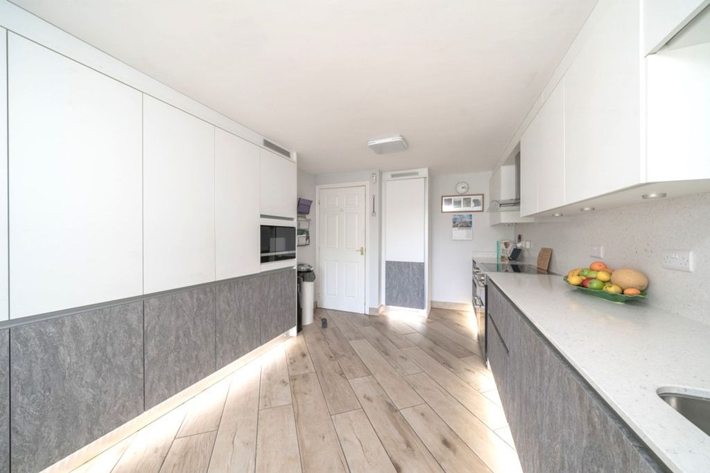 Additional image 6 of 5 bed detached house for saleMayflower Close, Glossop SK13