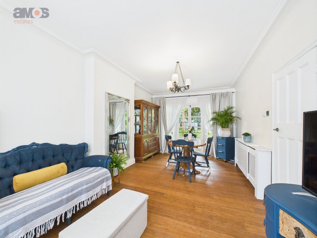 Property photo 3 of 18 1888295