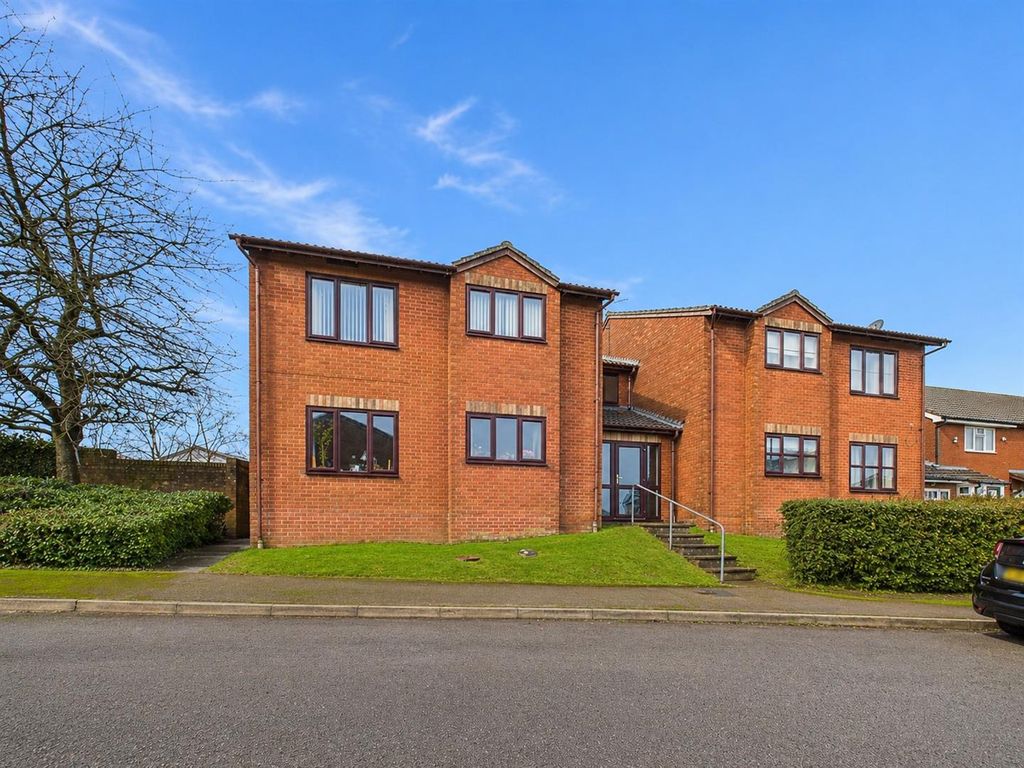 Property photo 1 of 9