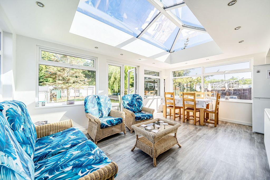Property photo 3 of 20 1466949-17-6A156B...