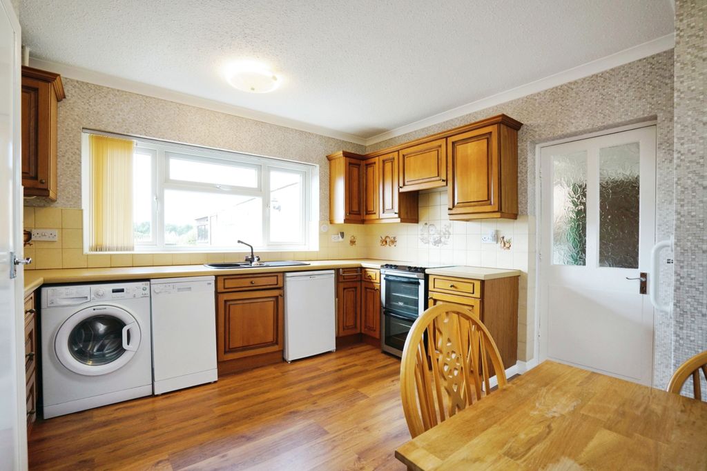 Property photo 3 of 17 Photography