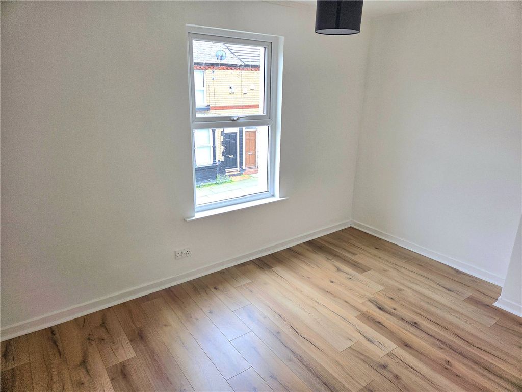 Property photo 2 of 11 Picture No. 01