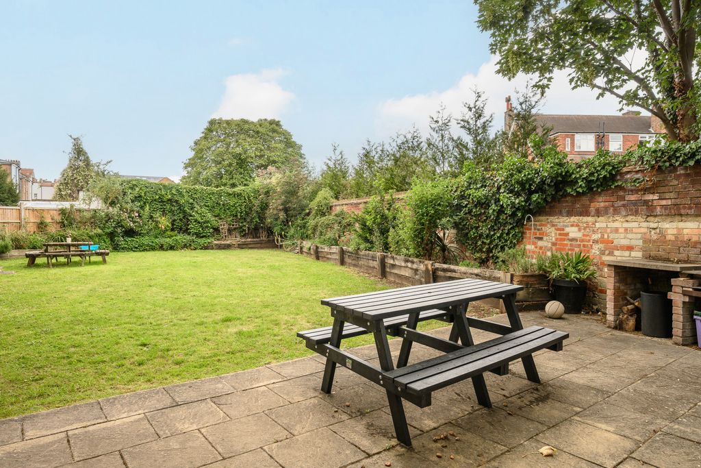 Property photo 2 of 8 Picture No. 08