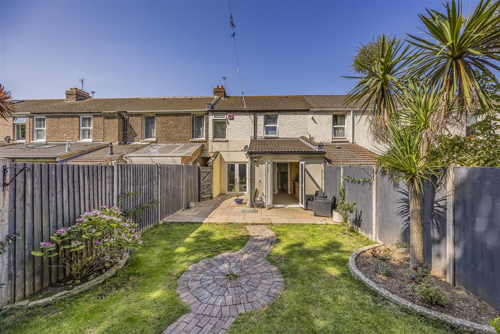 Property photo 3 of 14 68 Mayles Road, Milton-Porticomarketing-Soldby-29.