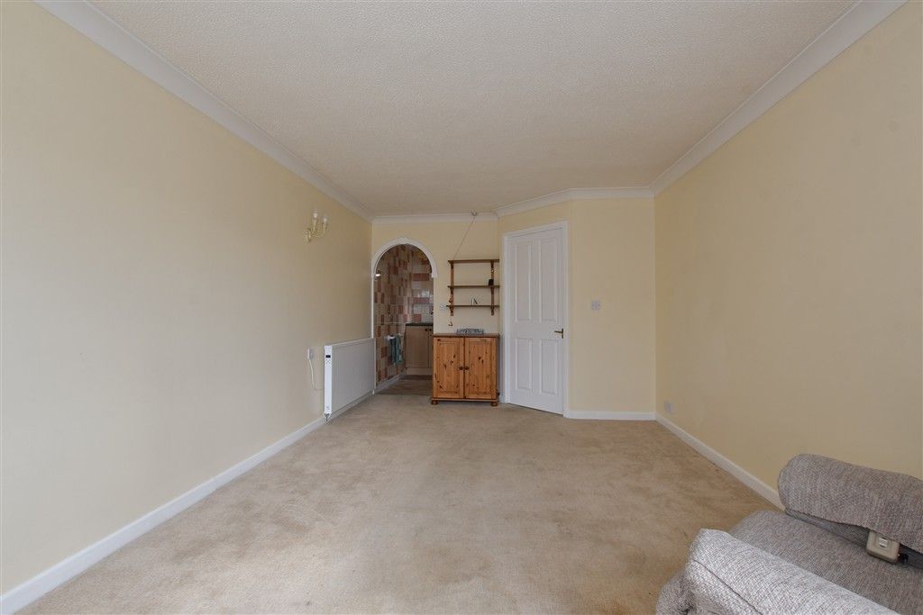 Property photo 2 of 11 Lounge/Dining Room