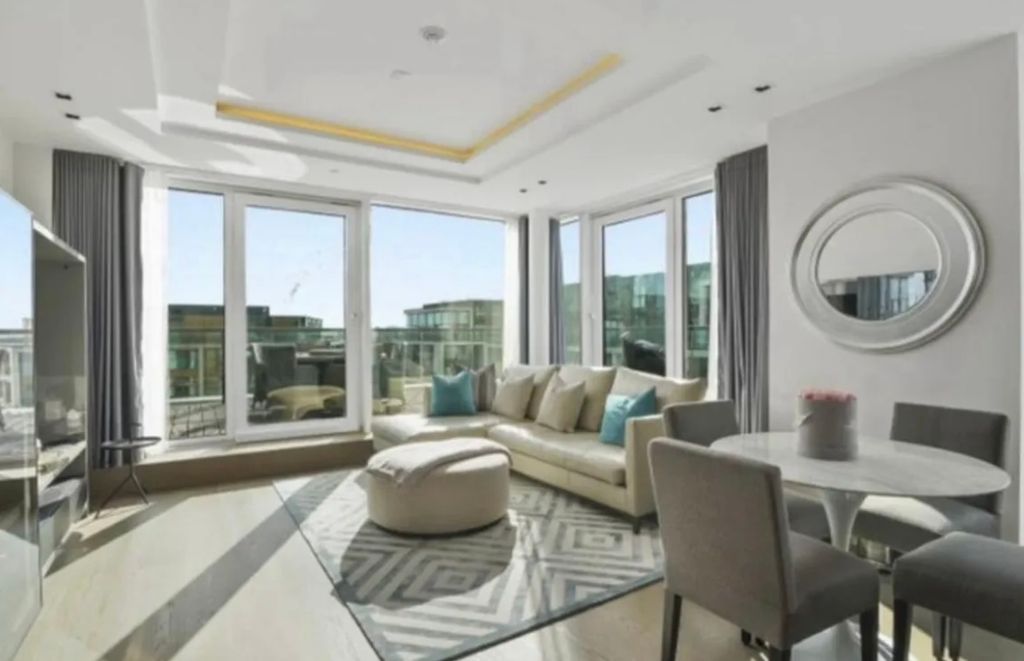 Property photo 1 of 10