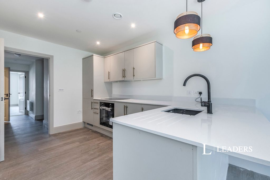 Property photo 2 of 17 Pbox-Img.Jpg