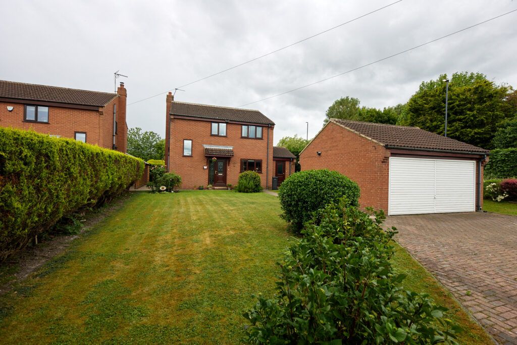 Property photo 1 of 30