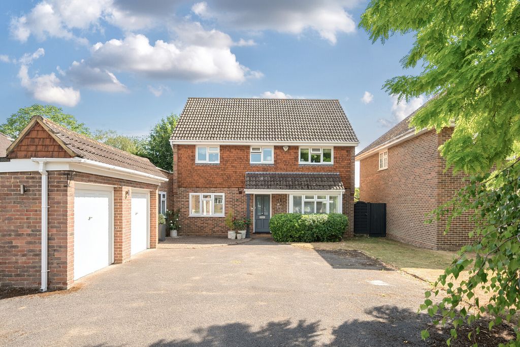 Property photo 1 of 20 1317807-1-6863A9B...