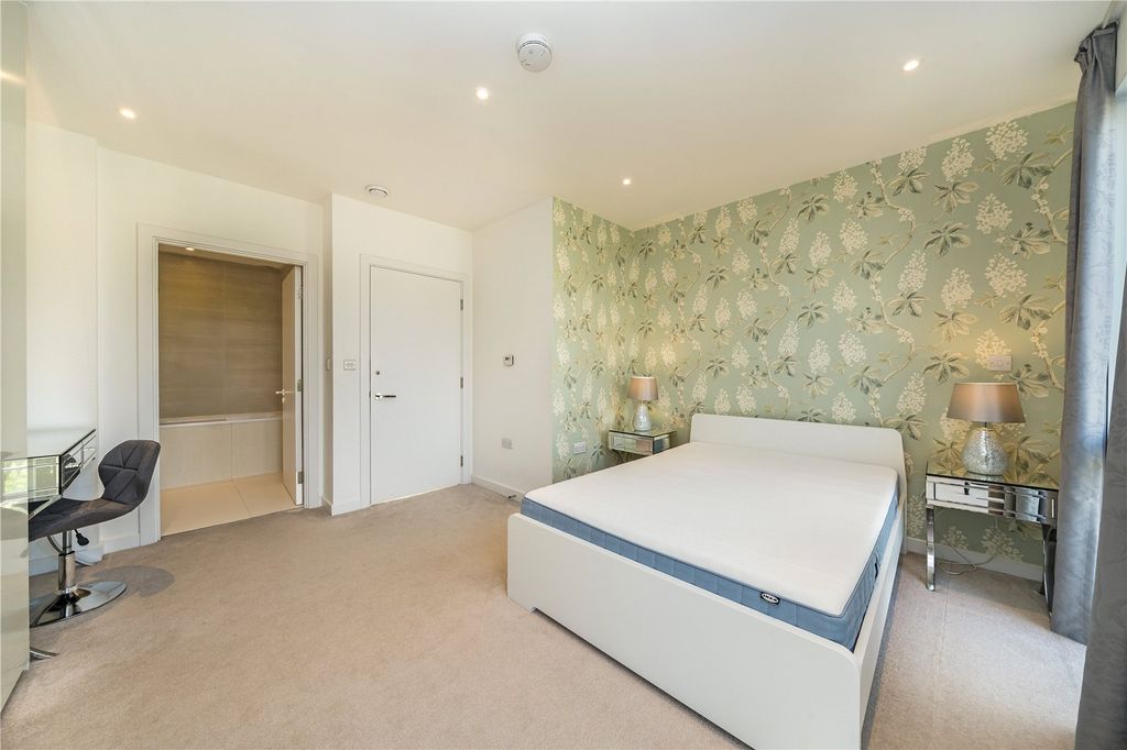 Property photo 3 of 14 Picture No. 04