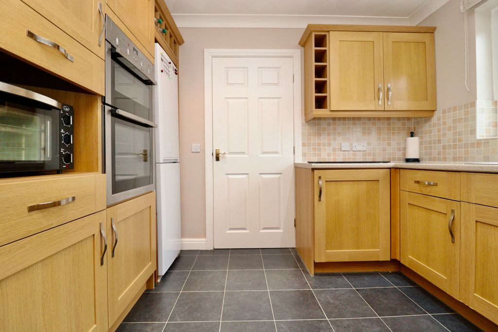 Property photo 2 of 21 Img_7201