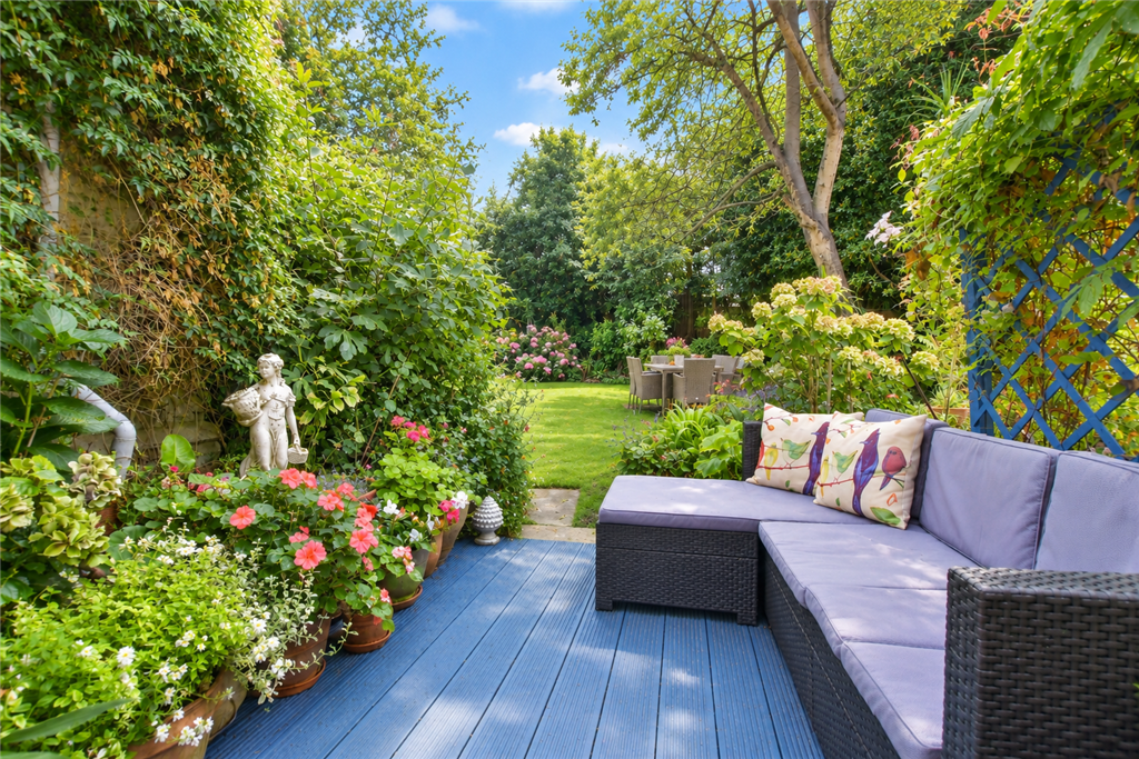Property photo 2 of 16 Rear Garden*