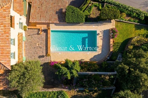 Property photo 2 of 7