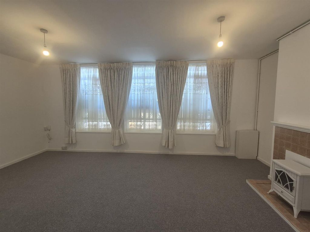 Property photo 1 of 19 Whatsapp Image 2026-08-20 At 1.30.55 Pm (1).Jpeg