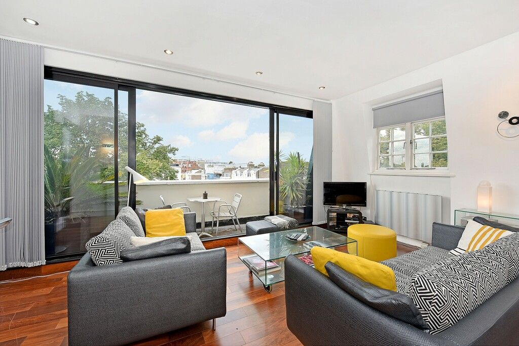 Property photo 3 of 14