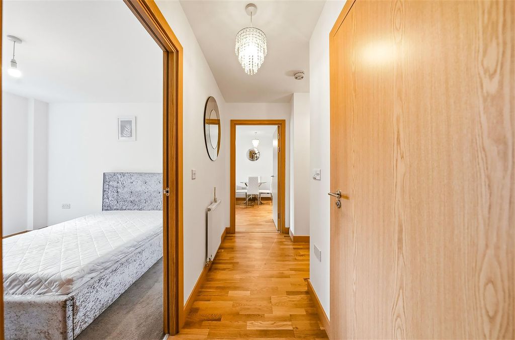 Property photo 2 of 20 Photos-2.Jpg