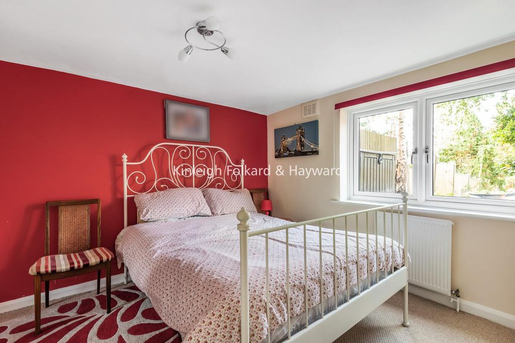 Property photo 3 of 9 Picture 3