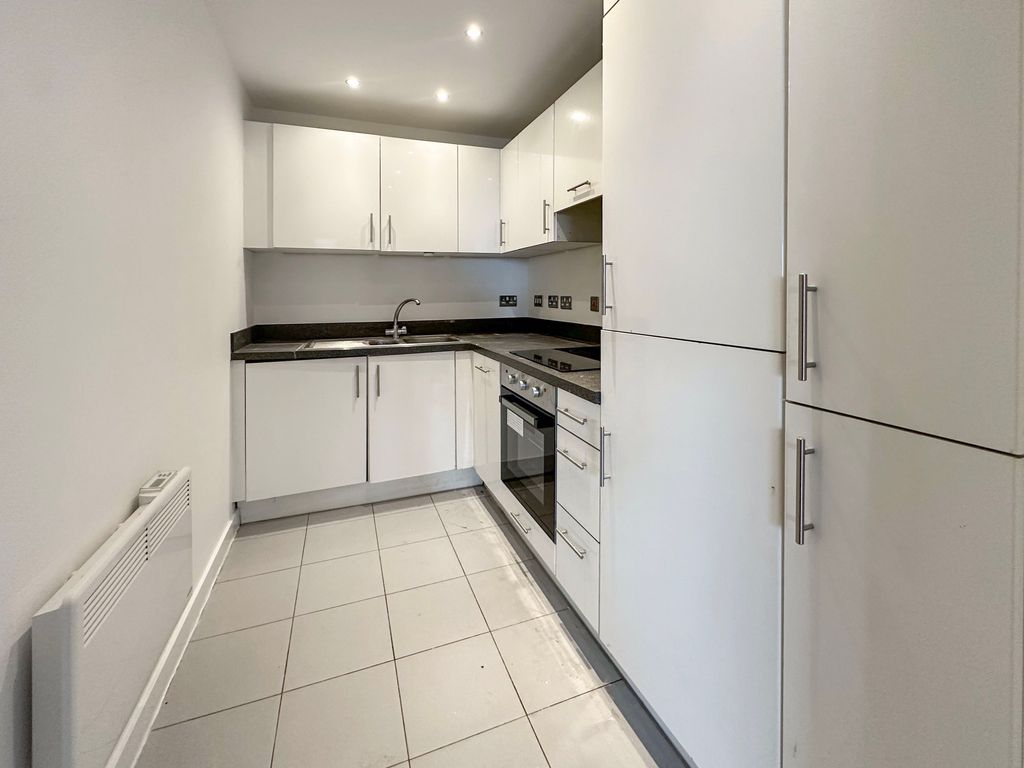 Property photo 3 of 9 Photo 9