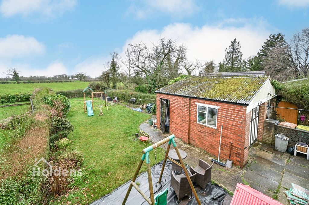 Property photo 3 of 18