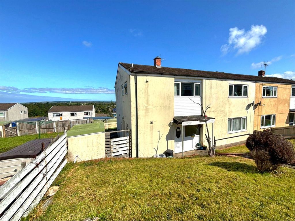Property photo 2 of 37 Picture No. 23