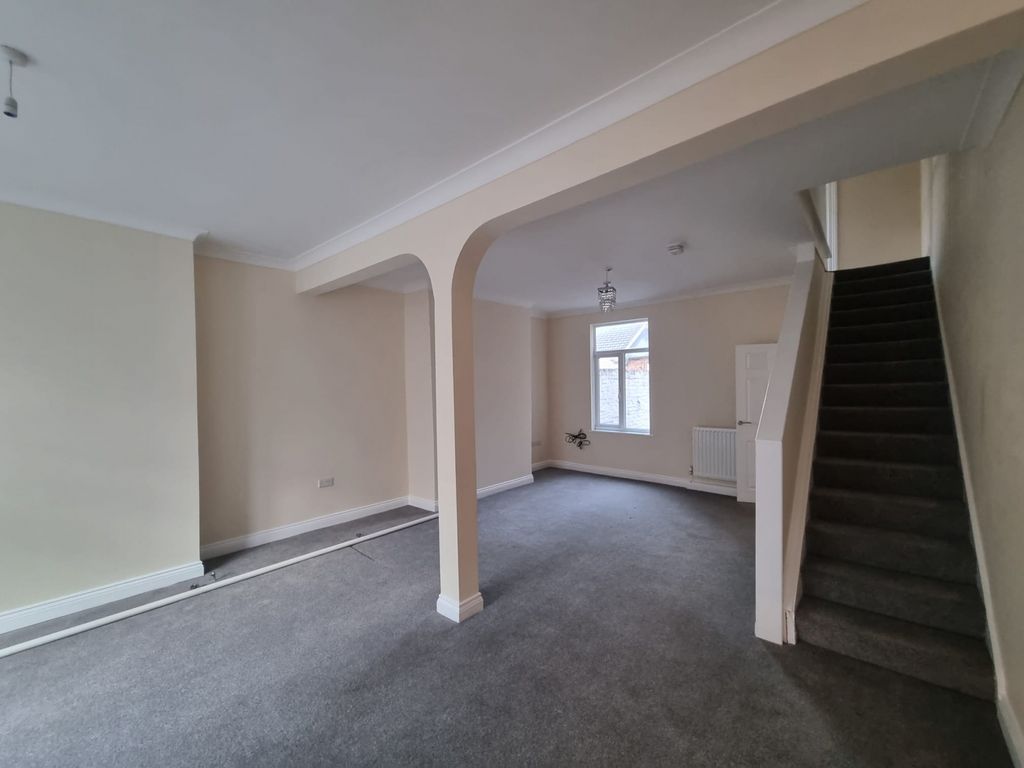 Property photo 3 of 13 Gallery