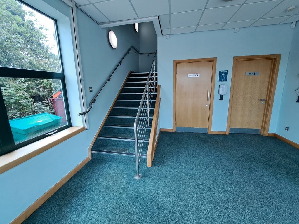 Property photo 3 of 5 Photo 4