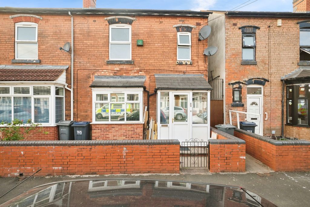Property photo 1 of 12