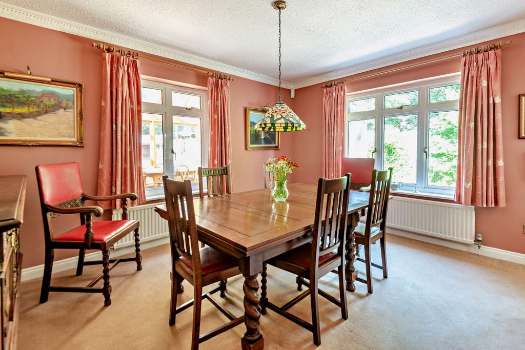 Additional image 9 of 4 bed bungalow for saleLatimer Way, Knotty Green, Beaconsfield, Buckinghamshire HP9