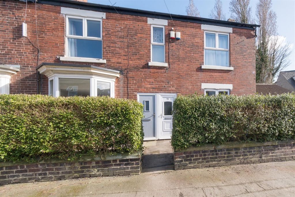 Property photo 3 of 32 Untitled (20 Of 20).Jpg