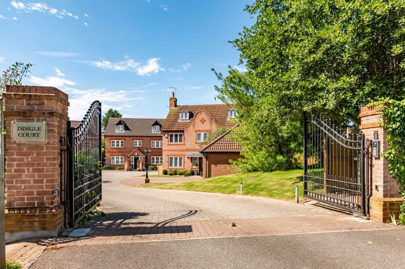 Property photo 1 of 22 Photo 22