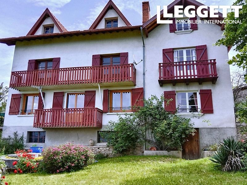 Property photo 1 of 10