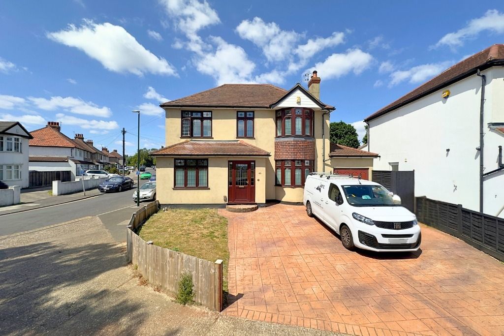 Property photo 2 of 9 4338411