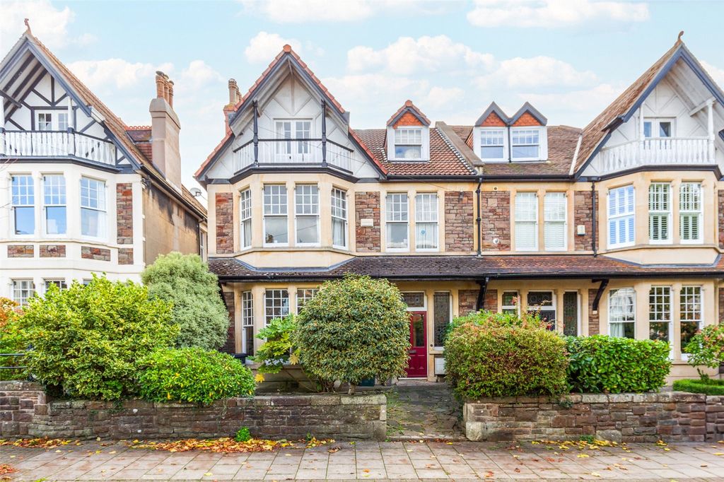 Property photo 1 of 28 Picture No. 30