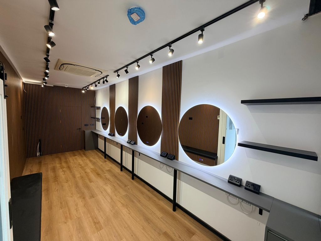 Property photo 2 of 3