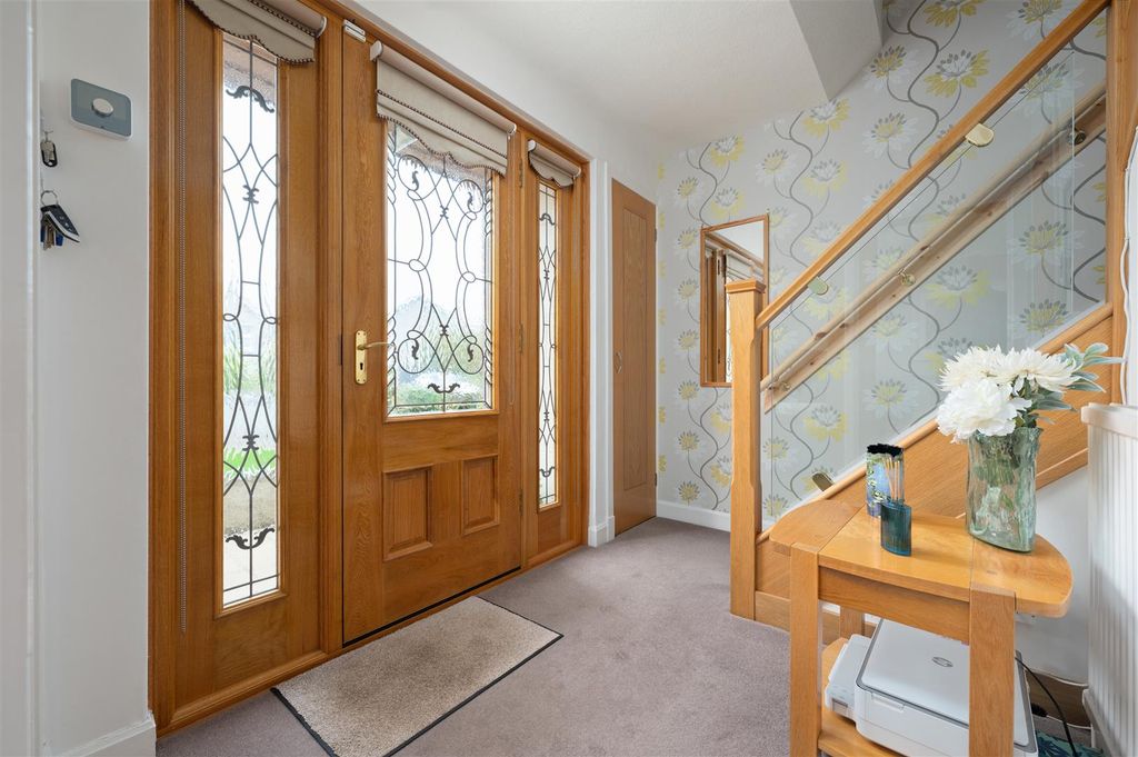 Property photo 3 of 27 9Bogwooddrive005.Jpg