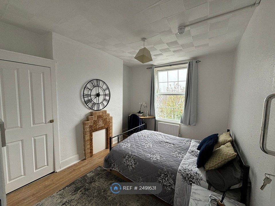 Property photo 1 of 4