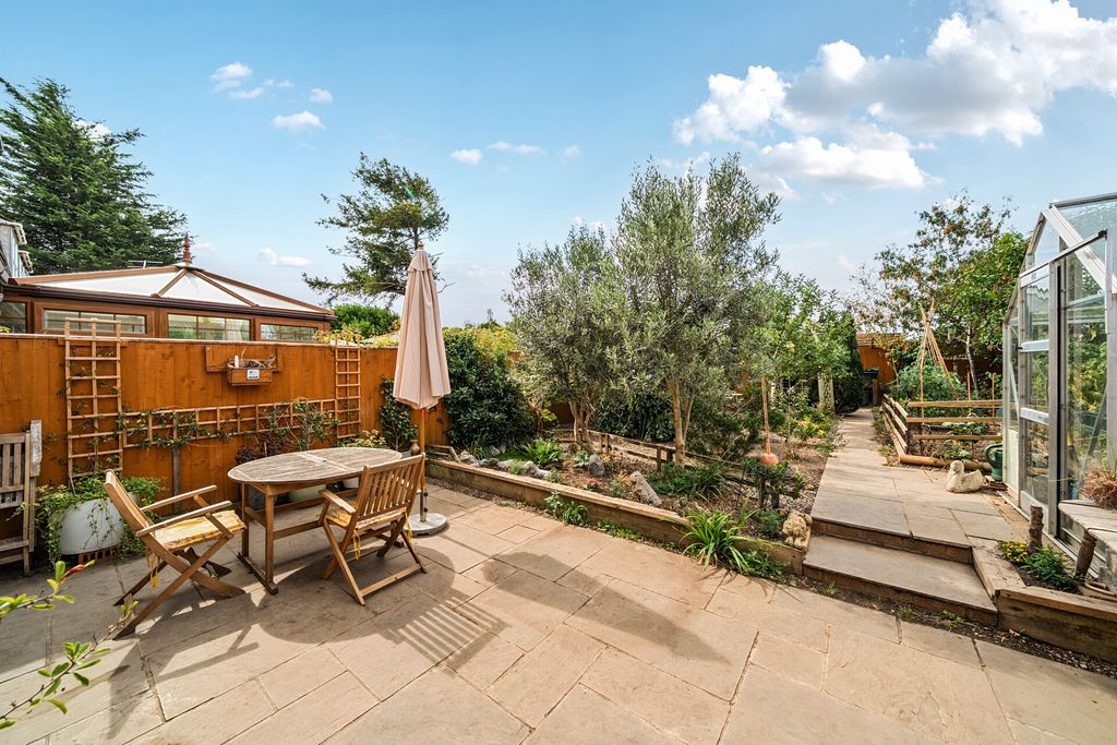 Property photo 3 of 14 Patio