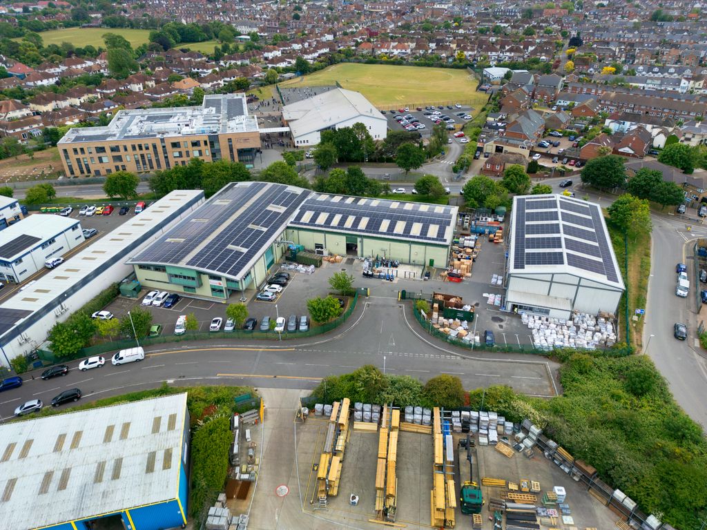 Property photo 2 of 11 C14 & C15 Shearway Business Park