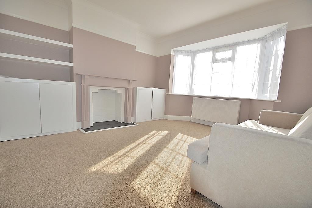 Property photo 3 of 8 3.Jpg